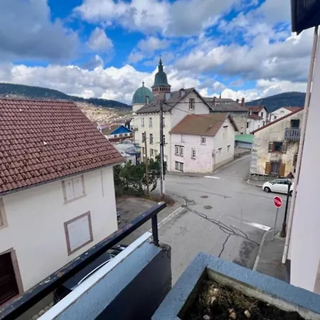 Apartment Charming In The Heart Of *